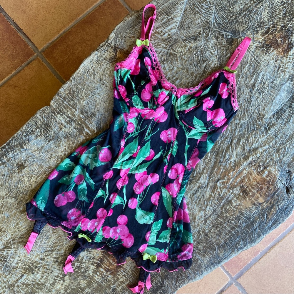 Victoria's Secret Vintage Black Pink Cherry Print Bustier Lingerie Top Size 34B